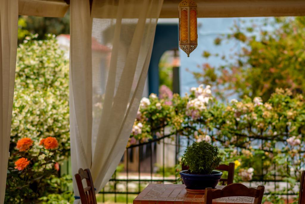 Niriides Hotel Đảo Amolianí Ngoại thất bức ảnh